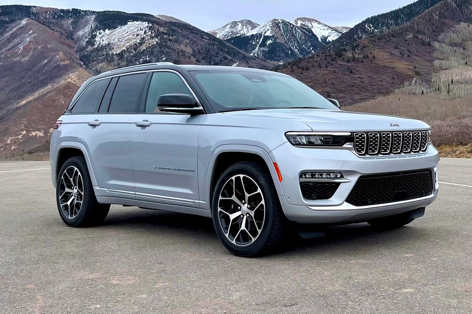 Jeep Grand Cherokee 2024 en peinture Blanc éclatant